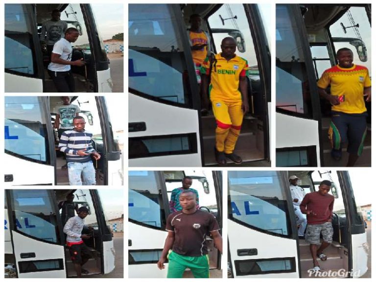 Les militaires en ordre de bataille