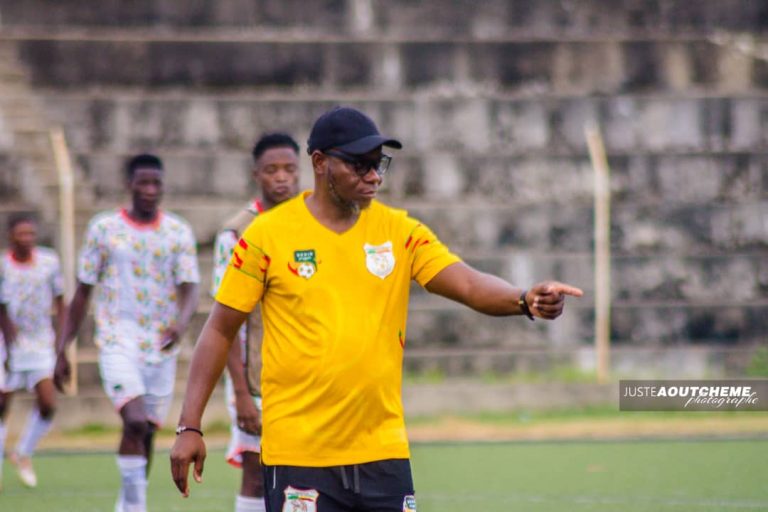 Entretien Ufoa B /  Mathias Déguénon: « Nous espérons que ce tournoi va nous permettre de révéler nos garcons »