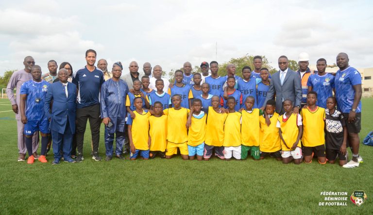 Visite du ministre des Sports au Centre d’Excellence de Missérété : Encouragements aux jeunes talents et femmes entraîneurs