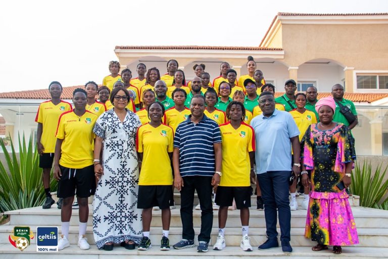 Mathurin de Chacus félicite les Amazones pour leur qualification historique