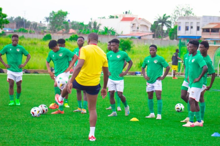 Préparatifs de la WAFU B U20 Cup – Ghana 2025 : Les Guépards Juniors ont repris les entraînements à Missérété