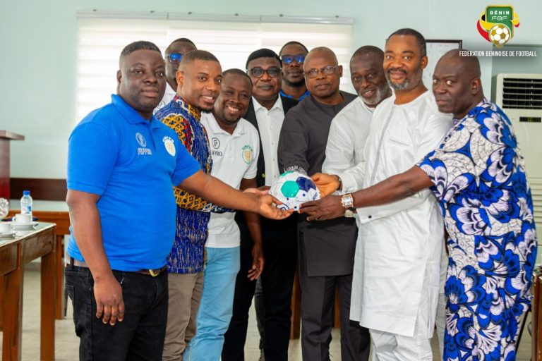 Rencontre FBF–UNFPB : un pas vers un partenariat structuré pour le football béninois